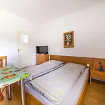 Privatunterkunft Goscinne Neptun