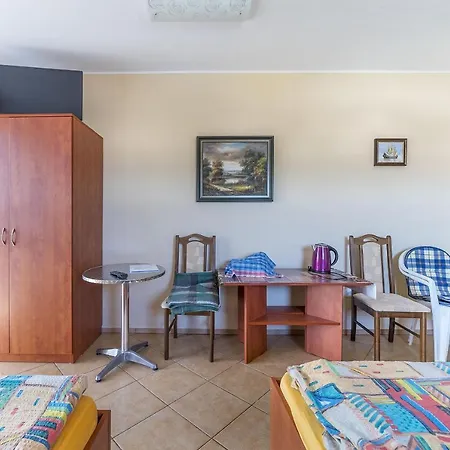 Goscinne Neptun * 오스트로보