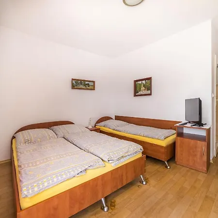 Pokoje Goscinne Neptun Homestay