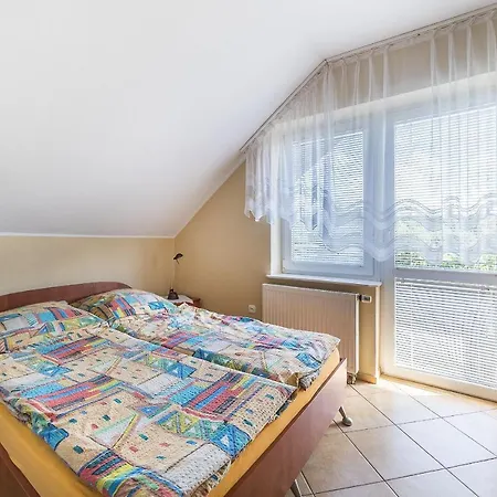 Проживание в семье Goscinne Neptun